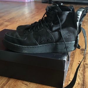 Nike sf1 Mid size 10 triple black